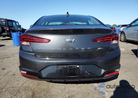 2020 Hyundai Elantra Sel z USA, uszkodzony, nr VIN 5NPD84LF8LH581059